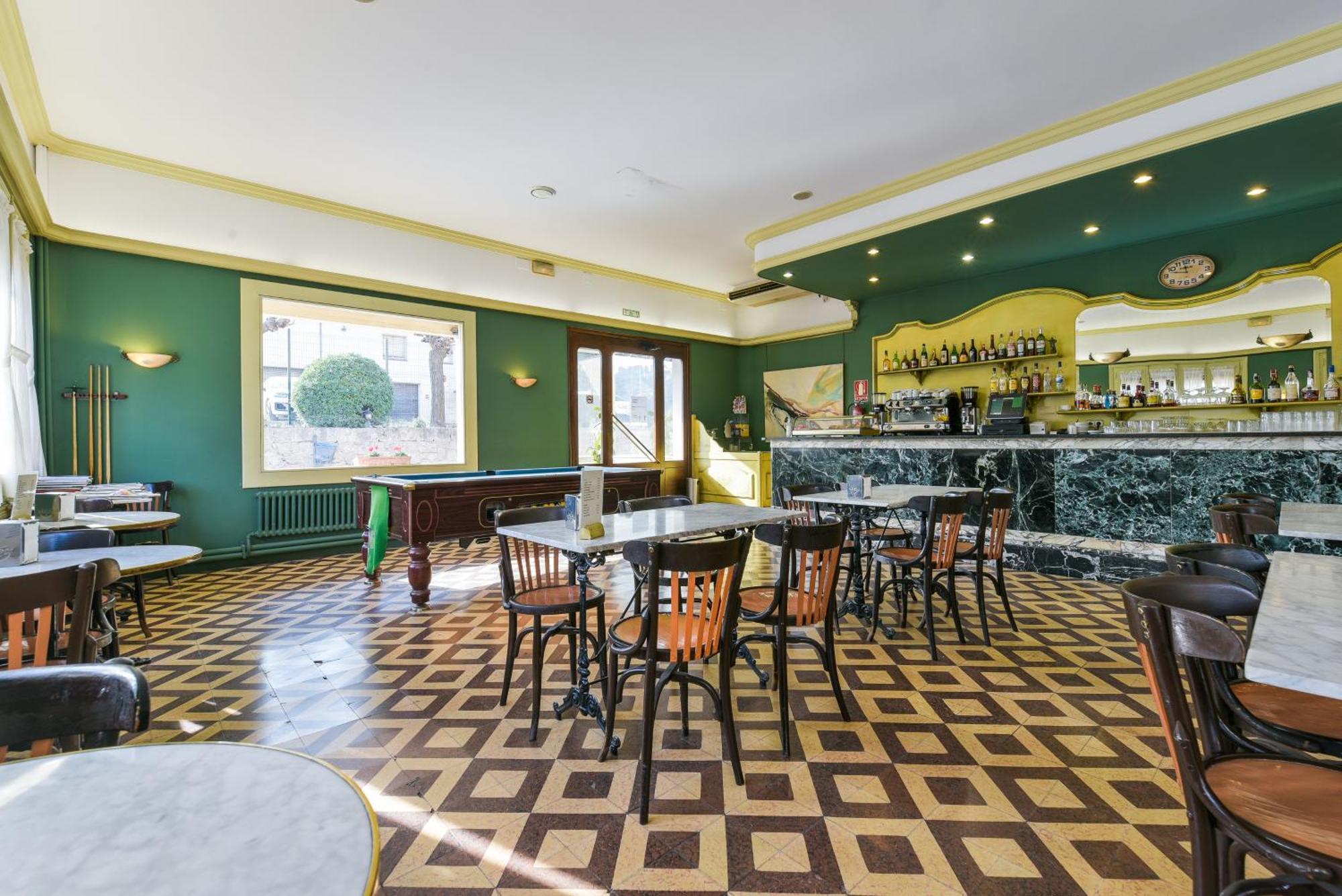 Hotel Robert La Pobla de Claramunt Экстерьер фото