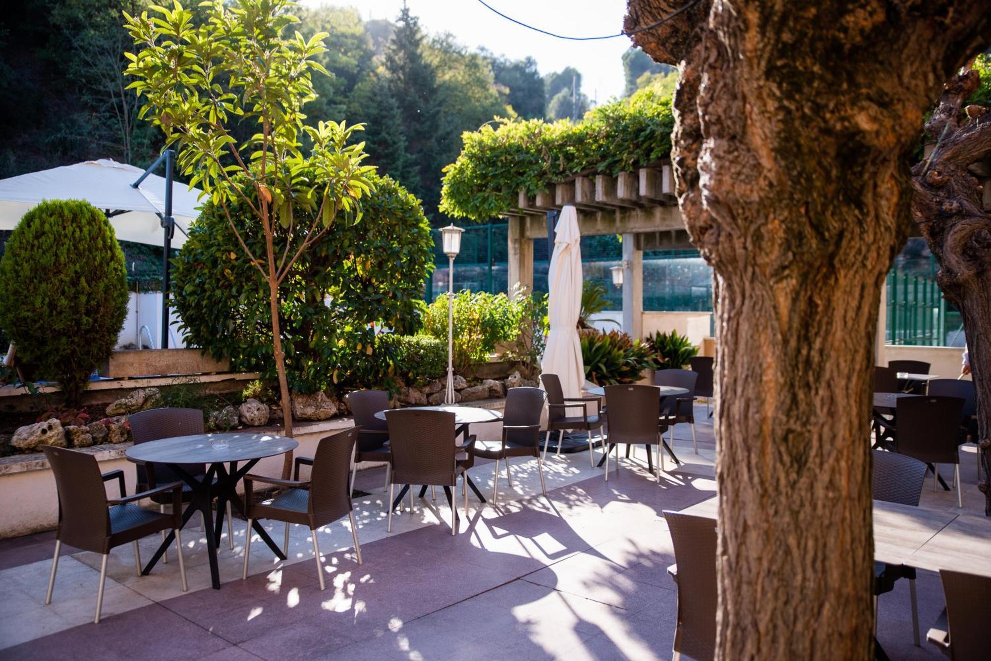 Hotel Robert La Pobla de Claramunt Экстерьер фото